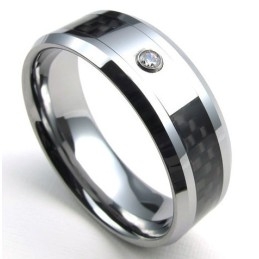 Elegante Vorm, Kleur En Briljantie Voor Een Lang Verhaal: Titanium Ring