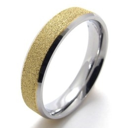 Vakkundige Vervaardiging Delicate Kleuren Duurzaam In Gebruik Titanium Ring