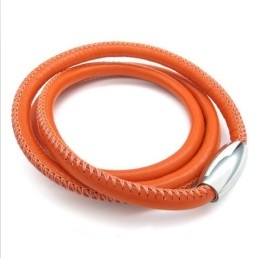 Deft Design Delicate Kleuren Uitstekende Kwaliteit Titanium Leren Ketting