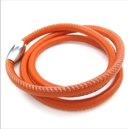 Deft Design Delicate Kleuren Uitstekende Kwaliteit Titanium Leren Ketting