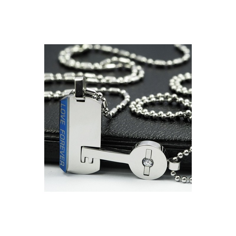 Titanium Kettinghanger Met Slot En Sleutel Voor Geliefden Titanium Kettinghanger Met Slot En Sleutel Voor Geliefden