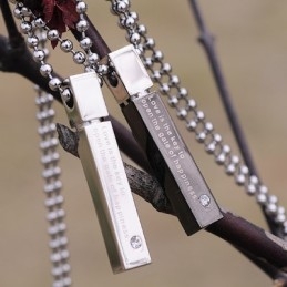 Mode Kubusvormige Verfijnde Geliefde Liefhebbers Titanium Ketting Hangers