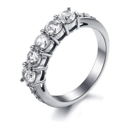 Betrouwbare Vrouwelijke Titanium Ring Met Strass