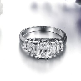 Stabiele Kwaliteit Vrouwelijke Titanium Ring Met Strass
