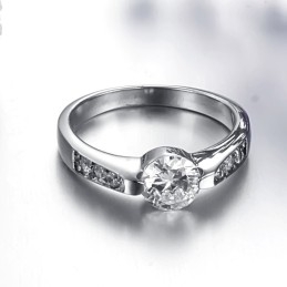 Stabiele Kwaliteit Vrouwelijke Titanium Ring Met Strass