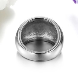 De Koningin Van De Kwaliteit: Overdreven Titanium Ring