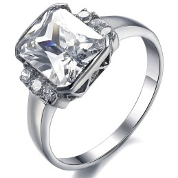 Bekend Om Zijn Hoogwaardige Dames Titanium Ring Met Strass