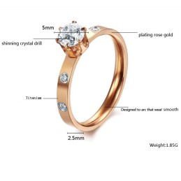 Kwaliteit En Kwantiteit Gegarandeerde Vrouwelijke Titanium Ring Met Strass