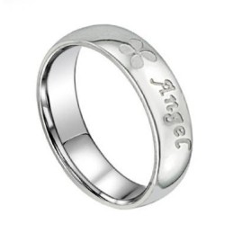 Klavervormige Titanium Ring Van Superieure Kwaliteit Voor Geliefden