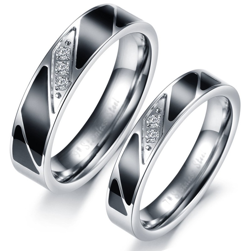 Hoogwaardige Titanium Ring Voor Geliefden Met Diamant Hoogwaardige Titanium Ring Voor Geliefden Met Diamant
