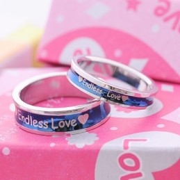 Eindeloze Liefdeskoppels Juiste Ring