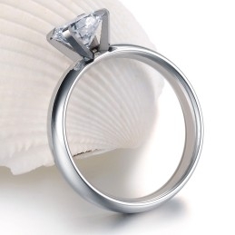 Duurzame Vrouwelijke Titanium Ring Met Strass