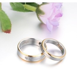 Kwaliteit En Kwantiteit Gegarandeerd: Modieuze Titanium Ring Voor Geliefden