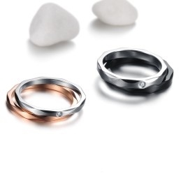 De Koning Van De Hoeveelheid: Prachtige Titanium Ring Voor Geliefden