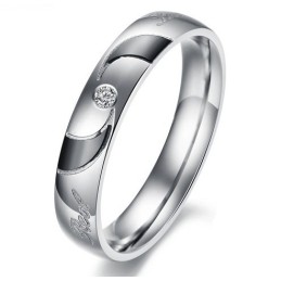 Hoogwaardige Zwarte Titanium Ring Voor Geliefden Met Diamant