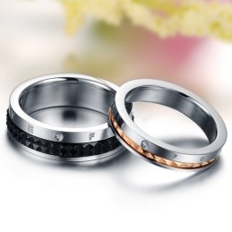 Uitstekende Kwaliteit Eindeloze Liefde Titanium Ring Voor Geliefden Met Strass