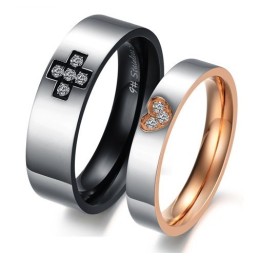 Titanium Ring Met Kruis Van Superieure Kwaliteit Voor Geliefden