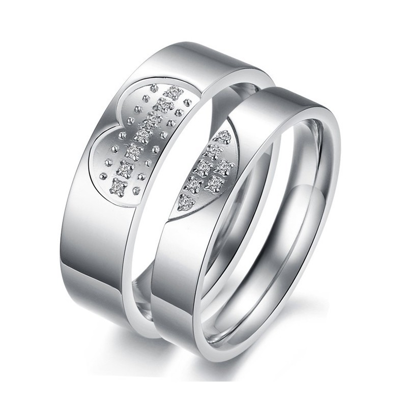 Hoogwaardige Titanium Ring Met Strass Steentjes Voor Geliefden Hoogwaardige Titanium Ring Met Strass Steentjes Voor Geliefden