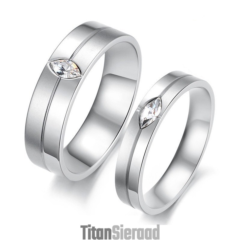 Hoogwaardige Titanium Ring Voor Geliefden Met Strass