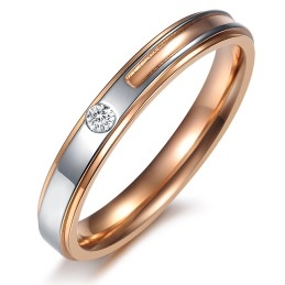 De Koningin Van Kwaliteit: Een Bondige Titanium Ring Voor Geliefden