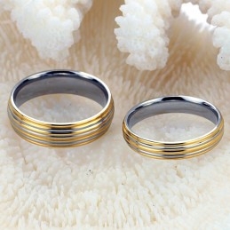 Gouden Titanium Ring Van Superieure Kwaliteit Voor Geliefden