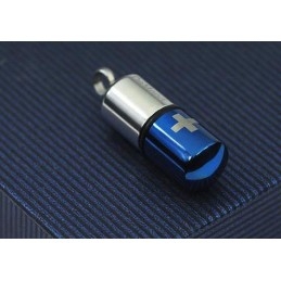 Blauwe Zilveren Pilhanger Met Kruis Van Puur Titanium