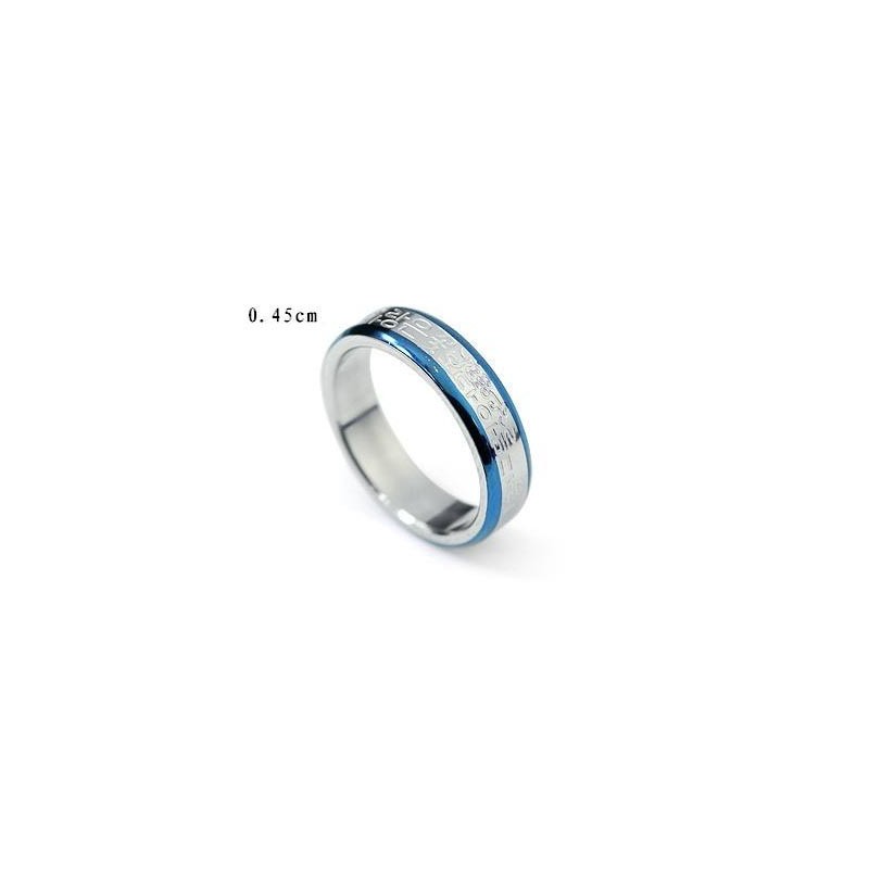 Klassieke Koreaanse Ringhanger En Titanium Ketting Klassieke Koreaanse Ringhanger En Titanium Ketting