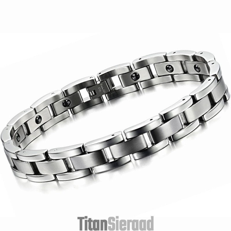 Titanium Magneet Armband Voor De Gezondheid Van Mannen Met Een Breed Scala Aan Mogelijkheden Titanium Magneet Armband Voor De Gezondheid Van Mannen Met Een Breed Scala Aan Mogelijkheden