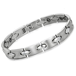 De Koningin Van De Kwaliteit: Titanium Armband Voor De Gezondheid