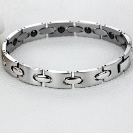 De Koningin Van De Kwaliteit: Titanium Armband Voor De Gezondheid