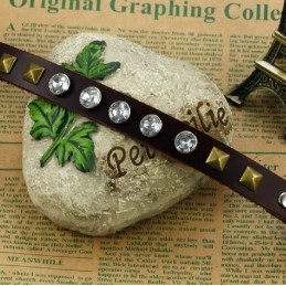 Hoogwaardige Retro Titanium Leren Armband Met Strass