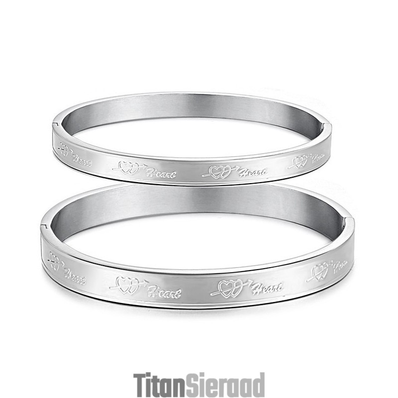 De Koningin Van De Kwaliteit: Een Titanium Armband Voor Geliefden De Koningin Van De Kwaliteit: Een Titanium Armband Voor Geliefden