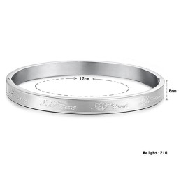 De Koningin Van De Kwaliteit: Een Titanium Armband Voor Geliefden