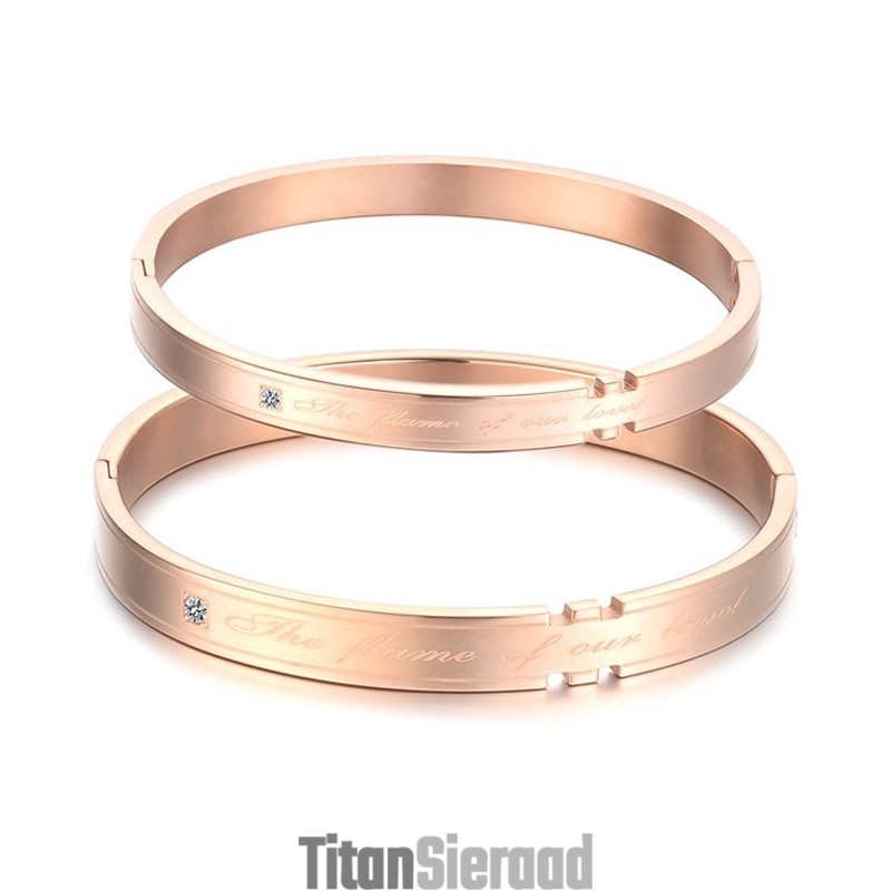 Compleet In Specificaties Titanium Bangle Voor Geliefden Compleet In Specificaties Titanium Bangle Voor Geliefden