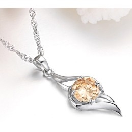 Kwaliteit En Kwantiteit Gegarandeerde Vrouwelijke Titanium Ketting Met Diamant