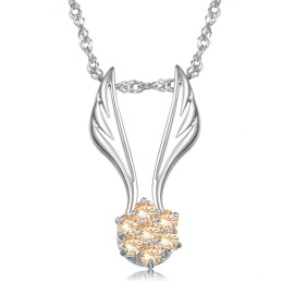 Gebruiksvriendelijke Vrouwelijke Vleugelvormige Platina Titanium Ketting Met Strass