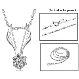 Gebruiksvriendelijke Vrouwelijke Vleugelvormige Platina Titanium Ketting Met Strass