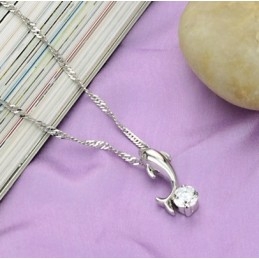 Wereldberoemde Vrouwelijke Dolfijnvormige Platina Titanium Ketting Met Diamant