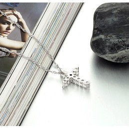 Betrouwbare Reputatie Vrouwelijke Kruis Platina Plating Titanium Ketting Met Strass