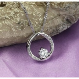 Stabiele Kwaliteit Vrouwelijke Beknopte Platina Plating Titanium Ketting