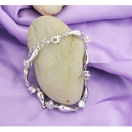 Kwaliteit En Kwantiteit Gegarandeerde Vrouwelijke Platina Titanium Armband Met Diamant