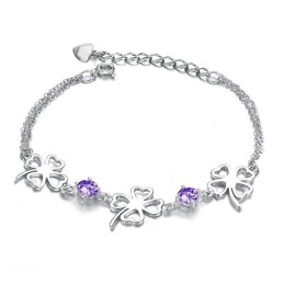 Hoogwaardige Dames Klavervorm Platina Titanium Armband Met Diamant