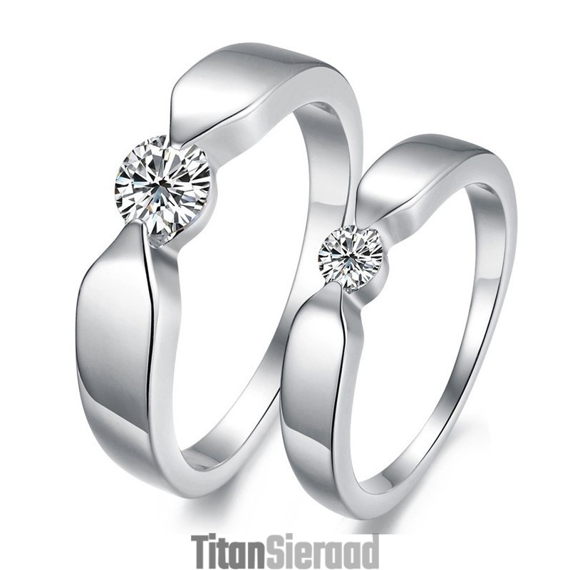 Hoogwaardige Platina Titanium Ring Voor Geliefden Met Strass Hoogwaardige Platina Titanium Ring Voor Geliefden Met Strass