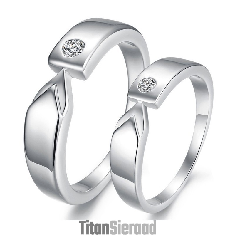 Hoogwaardige Platina Titanium Ring Voor Geliefden Met Strass Hoogwaardige Platina Titanium Ring Voor Geliefden Met Strass