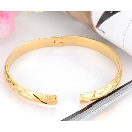 Gebruiksvriendelijke Armband Met 18 Karaat Verguld Vrouwelijk Sterrenpatroon
