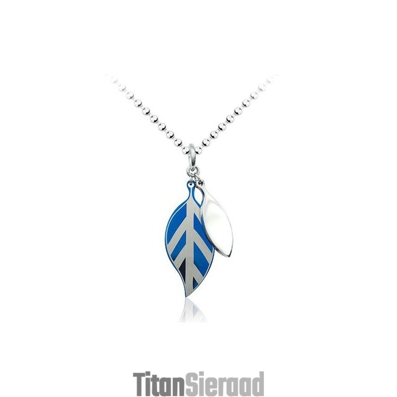 Mode Blauwe Blad Titanium Hanger - Gratis Ketting Mode Blauwe Blad Titanium Hanger - Gratis Ketting