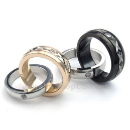 Titanium Ketting Met In Elkaar Grijpende Ringen En Hangers (Gratis Ketting)