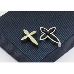 Afneembare Kruisvormige Bloem Titanium Hanger - Gratis Ketting