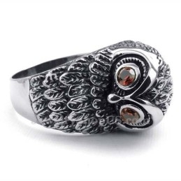 Titanium Uilenring Met Rode Zirkonia Ogen