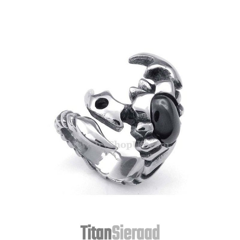Titanium Schorpioen Ring Met Zwarte Zirkoon Titanium Schorpioen Ring Met Zwarte Zirkoon